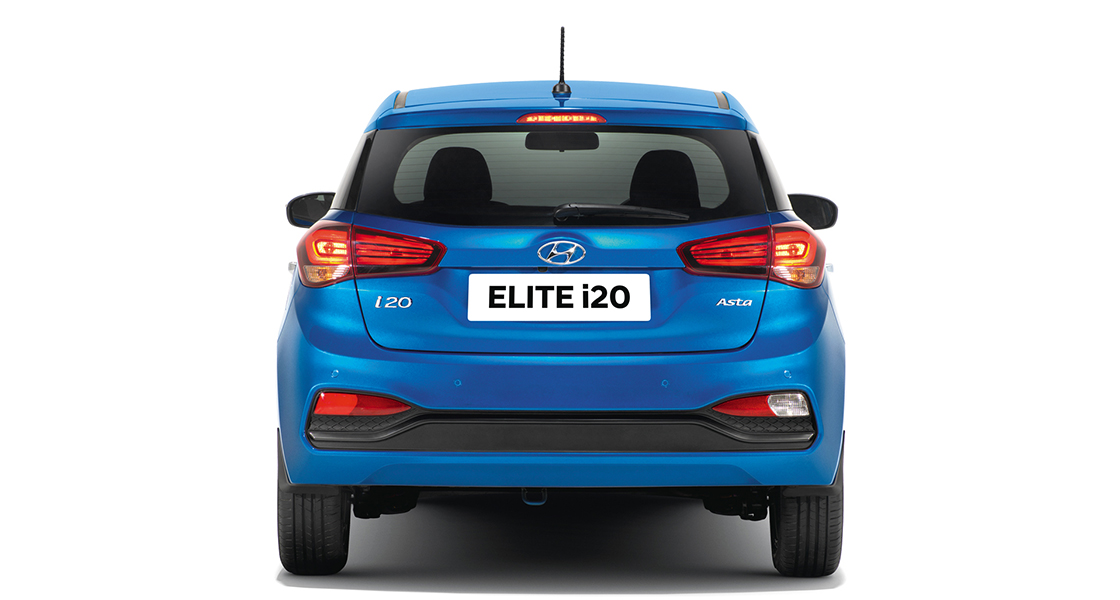 Right side view of red Elite i20