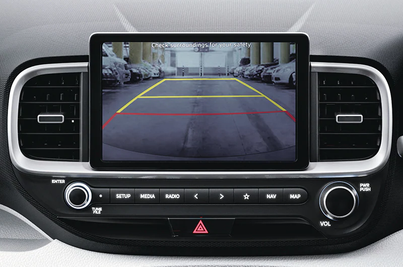 Parking Assist Rear Camera with Dynamic Guidelines